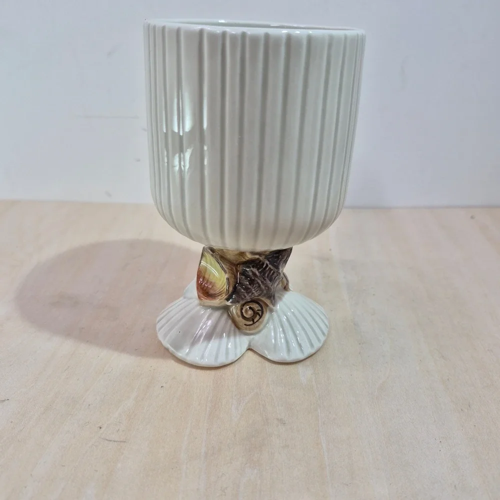 Vintage 1975 Fitz and Floyd Seashell Pedestal Goblet‎ White Ribbed Ceramic Japan